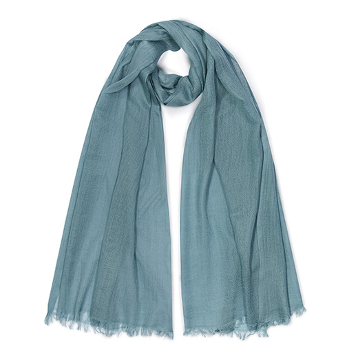 Cloud grey merino scarf by Kashmir Loom